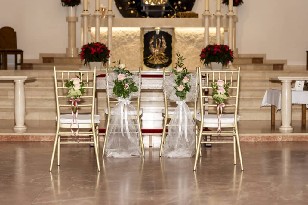 Американски сватбен стол Chiavari – шампанско